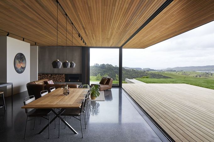 Raglan rest residential project dining room and deck